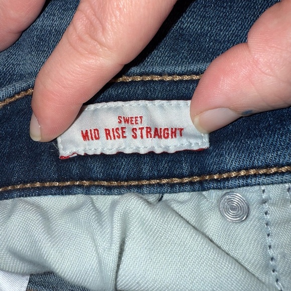 Lucky Brand Classic Blue Jeans - Picture 6 of 10